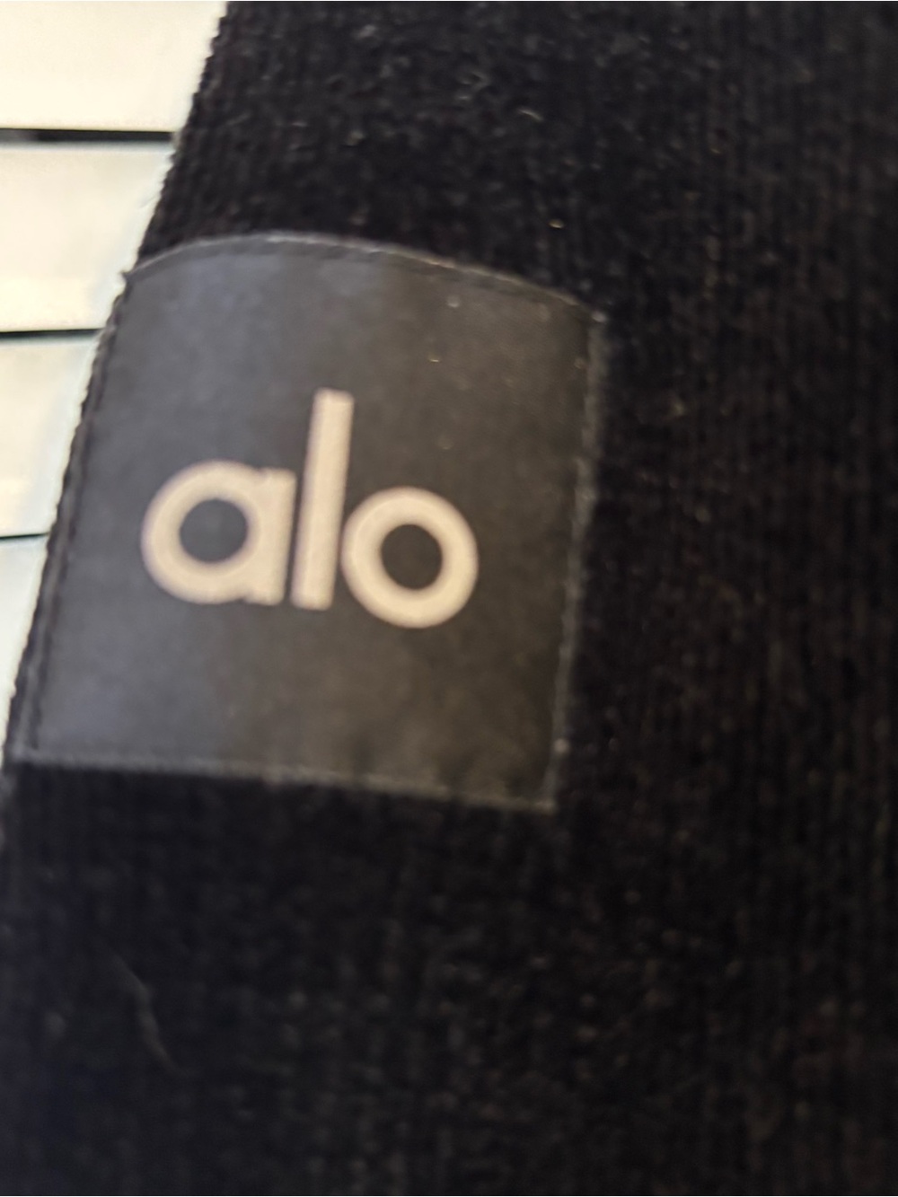 ALO Yoga Small Black Ribbed Long Sleeve Crop Top Button Up Cardigan - Picture 4 of 5